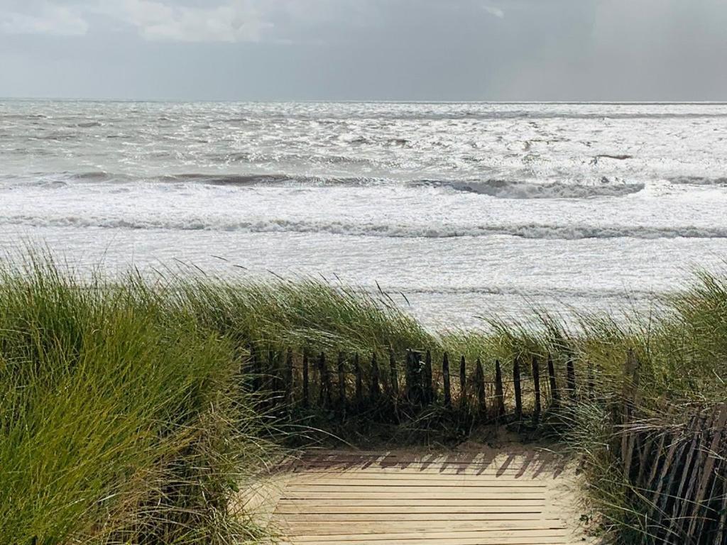 Maison Face Au Soleil Le Bois-Plage-en-Ré Buitenkant foto
